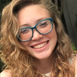 Meet your Posher, Lucy